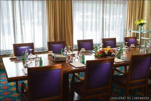 Beijing Royal Grand Hotel Удобства фото