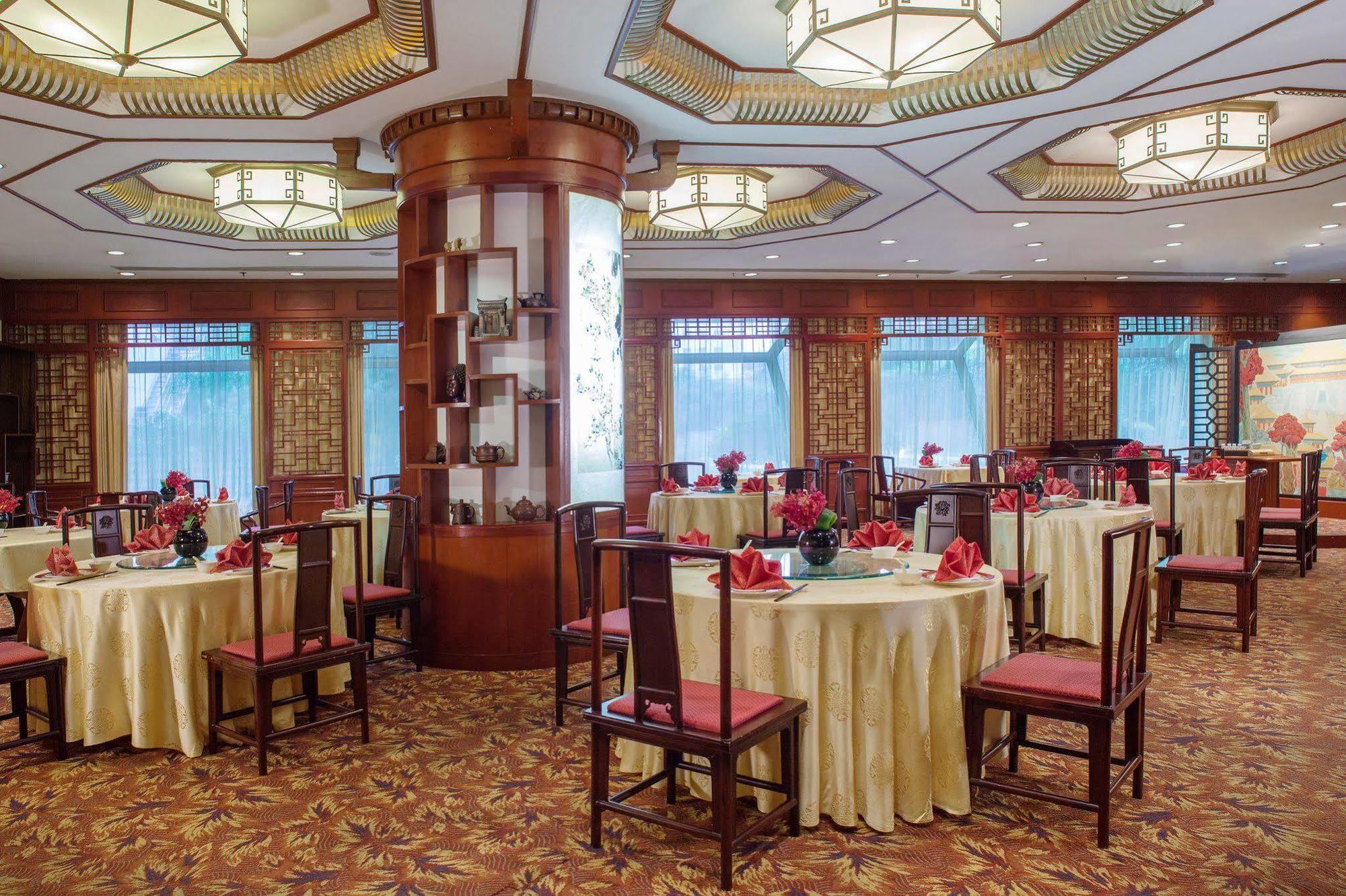 Beijing Royal Grand Hotel Экстерьер фото